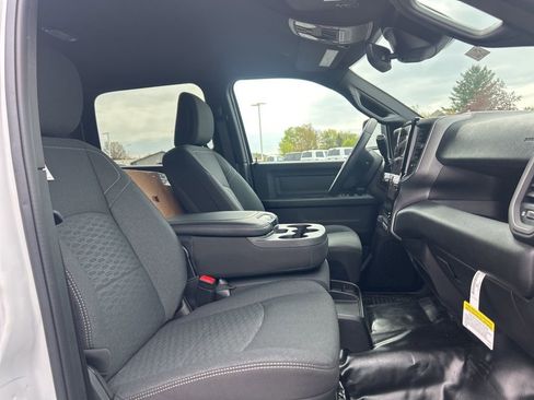 New 2026 RAM 3500 Tradesman AWD/4WD image 6