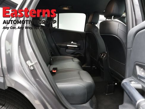 Used 2025 Mercedes-Benz GLA 250 image 22