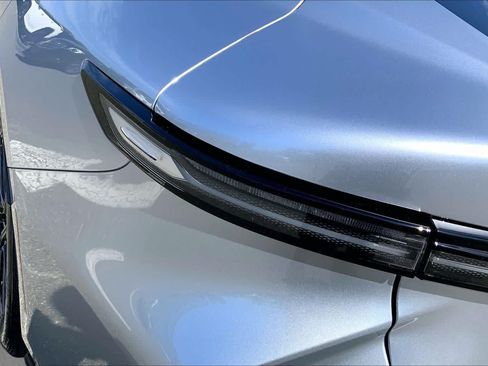 New 2026 Lexus ES 500e AWD/4WD image 14