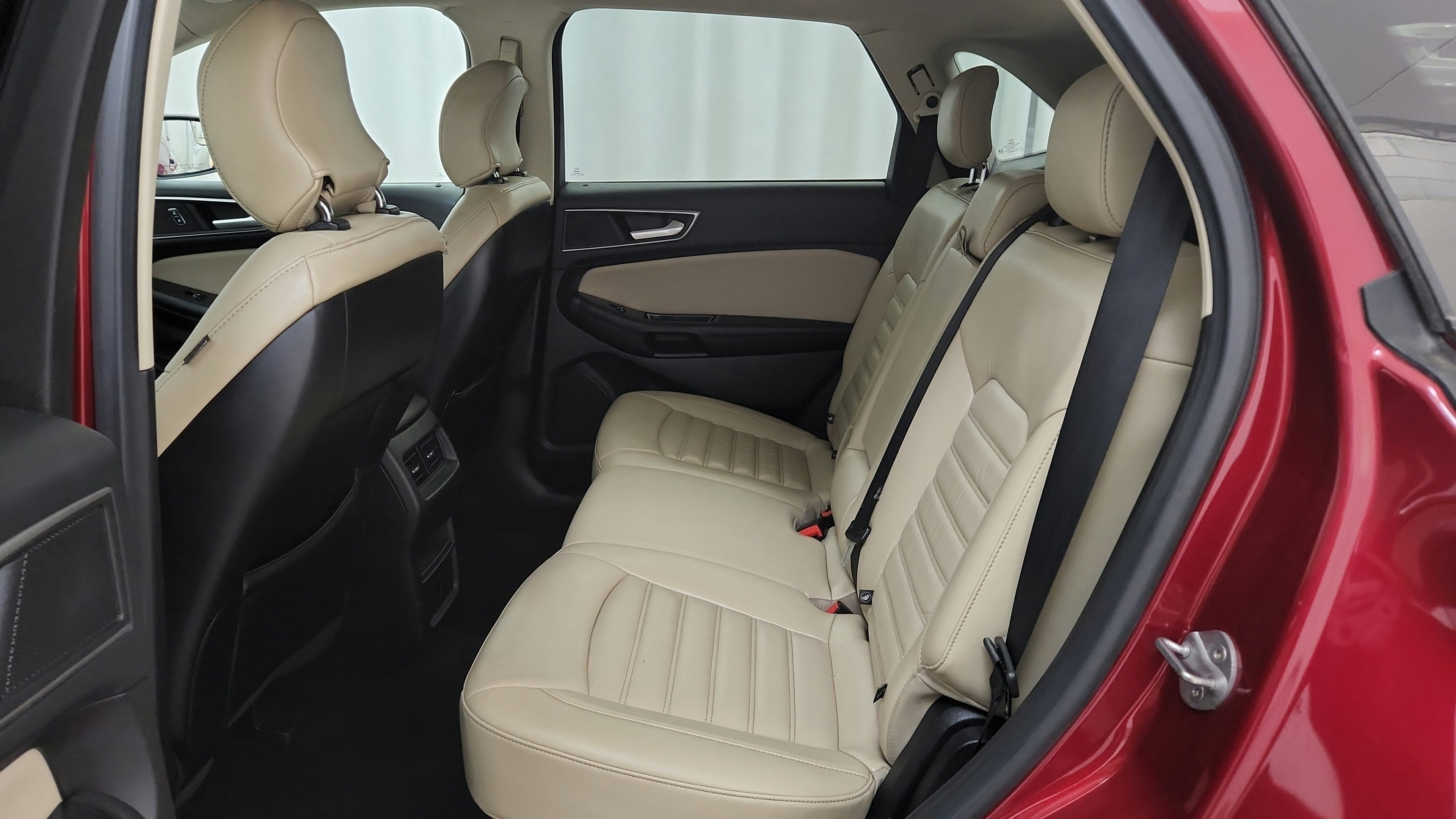 Used 2016 Ford Edge SEL w/ Equipment Group 201A AWD/4WD image 27