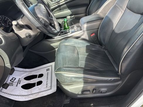 Used 2017 INFINITI QX60 AWD w/ Premium Plus Package image 17