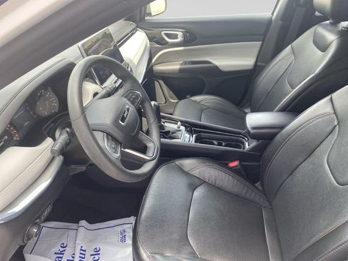 Used 2023 Jeep Compass Limited AWD/4WD image 19