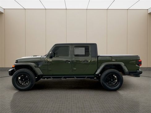 Certified 2021 Jeep Gladiator Sport image 2