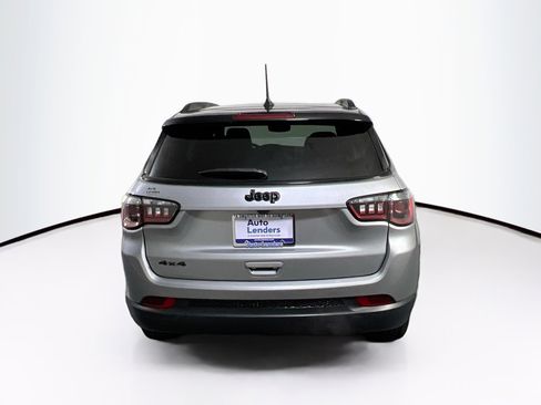 Used 2022 Jeep Compass Altitude w/ Sun and Sound Group image 6