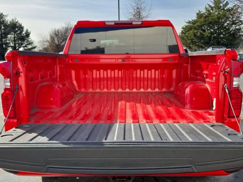 Used 2022 Chevrolet Silverado 1500 Custom image 20