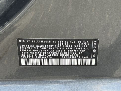 Used 2025 Volkswagen Jetta SE w/ Sunroof Package FWD image 38