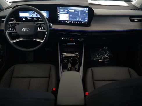 New 2026 Audi Q3 quattro 2.0T image 9