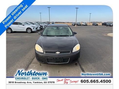 Used 2008 Chevrolet Impala LS image 3