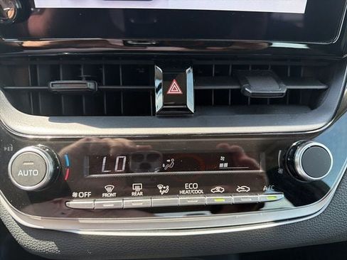 Certified 2025 Toyota Corolla LE FWD image 20