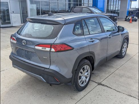 Used 2022 Toyota Corolla Cross L image 7