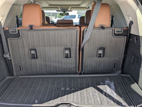 Used 2022 Nissan Pathfinder Platinum w/ Cargo Package FWD image 34