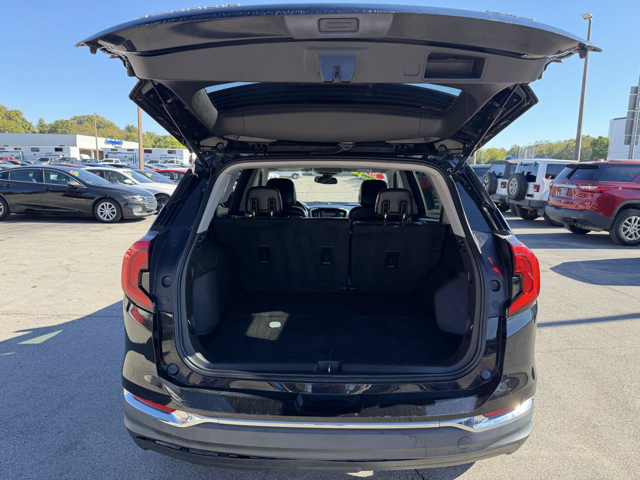 Used 2020 GMC Terrain SLT AWD/4WD image 11