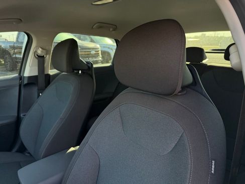 Used 2025 Kia K4 FWD image 12