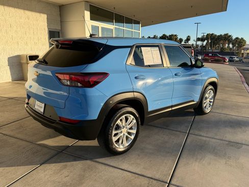 Used 2024 Chevrolet TrailBlazer LS w/ LS Convenience Package image 3