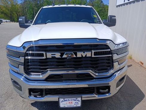 New 2026 RAM 3500 Tradesman image 10