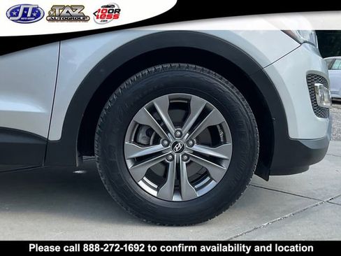 Used 2013 Hyundai Santa Fe Sport image 9
