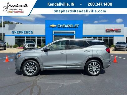 Used 2024 GMC Terrain Denali w/ Denali Premium Package