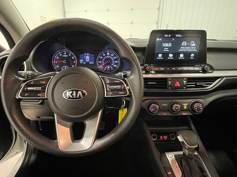 Used 2020 Kia Forte LXS image 29