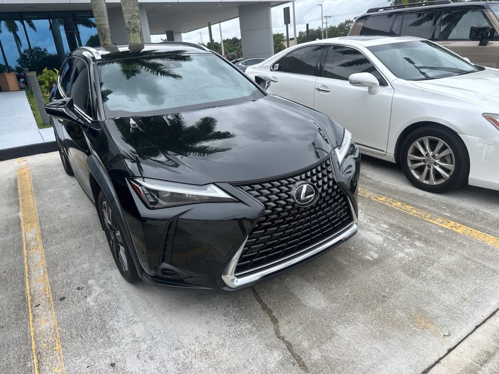 Used 2024 Lexus UX 250h FWD image 1