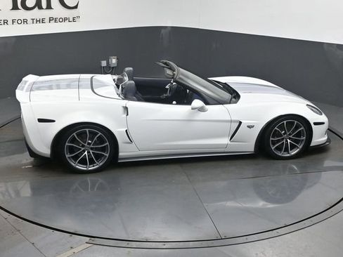Used 2013 Chevrolet Corvette 427 w/ 1SC Preferred Equipment Group RWD image 36