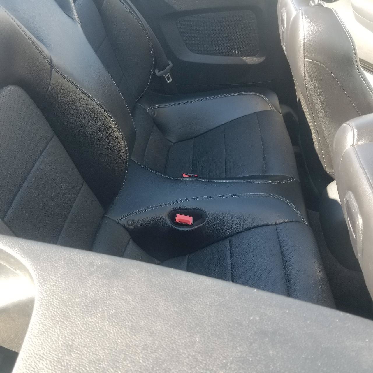 Used 2020 Ford Mustang Premium RWD image 15