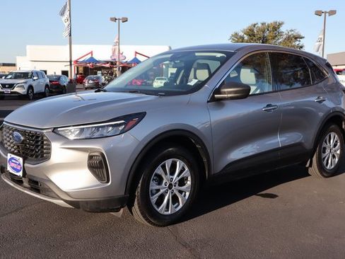 Certified 2023 Ford Escape Active image 7