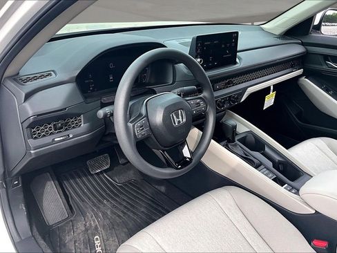 New 2026 Honda Accord LX image 7