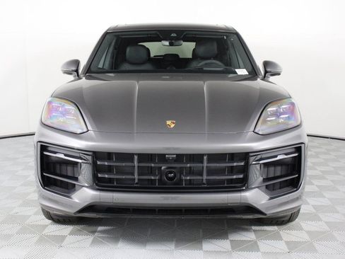 New 2026 Porsche Cayenne GTS image 10