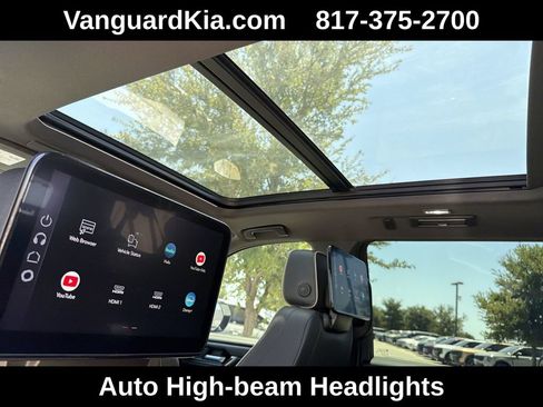 Used 2025 GMC Yukon XL Elevation w/ Elevation Premium Package AWD/4WD image 19