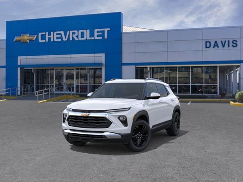 New 2026 Chevrolet TrailBlazer LT FWD image 8