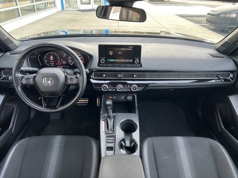 Used 2023 Honda Civic Sport image 11
