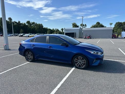 Certified 2024 Kia Forte GT-Line FWD image 2