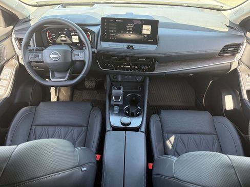 New 2026 Nissan Rogue Platinum w/ Platinum Premium Package image 16