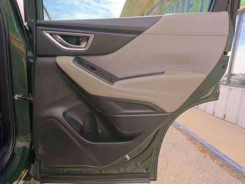 Used 2024 Subaru Forester Premium image 20