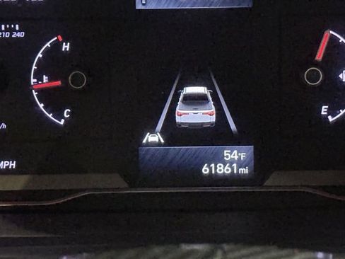 Used 2023 Hyundai Santa Cruz SEL image 35