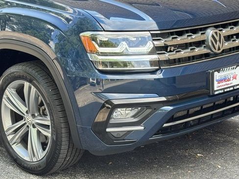 Used 2018 Volkswagen Atlas SEL w/ R-Line Package FWD image 3