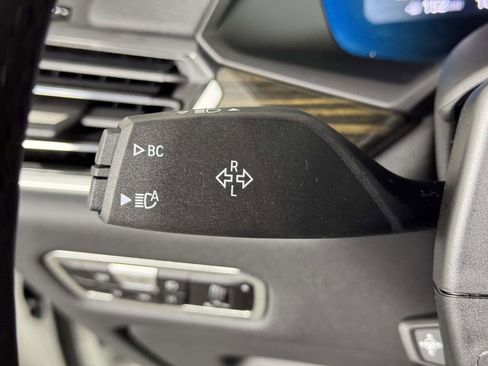 Used 2023 BMW X5 xDrive40i AWD/4WD image 21