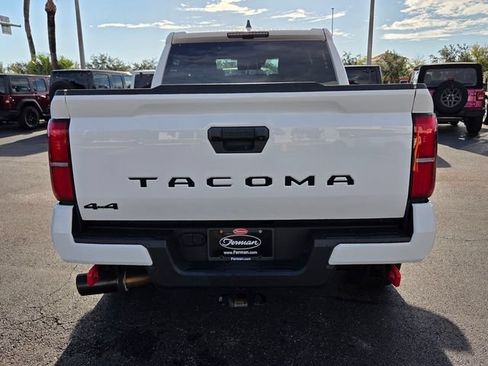 Used 2024 Toyota Tacoma TRD Sport AWD/4WD image 6