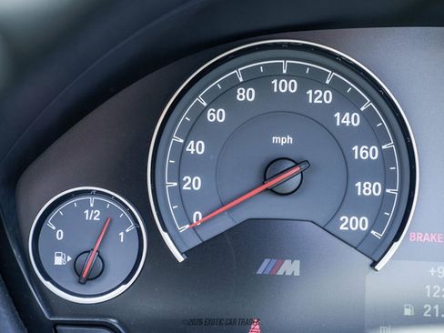 Used 2020 BMW M4 Convertible w/ Competition Package RWD image 29