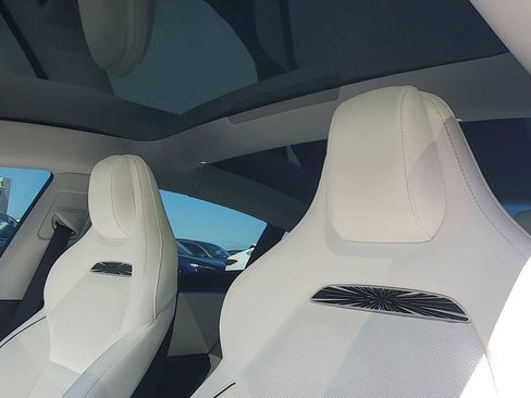 Used 2024 Tesla Model 3 Performance image 18