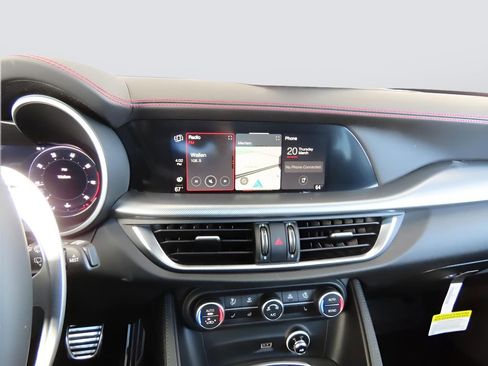 New 2025 Alfa Romeo Stelvio Tributo Italiano w/ Driving Assist Package image 24