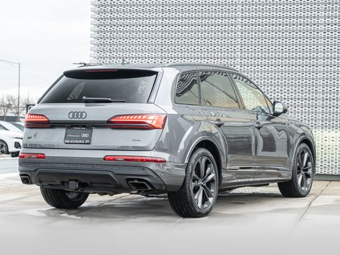 Used 2025 Audi Q7 3.0T Premium Plus w/ Premium Plus Package image 4