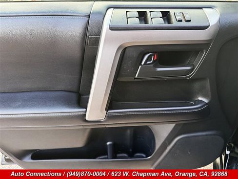 Used 2018 Toyota 4Runner SR5 image 26
