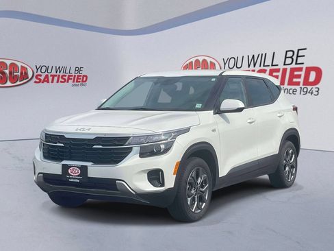 Used 2024 Kia Seltos LX AWD/4WD image 4