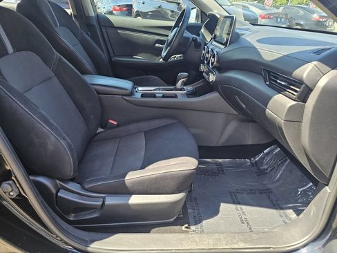 Used 2021 Nissan Sentra SV FWD image 17