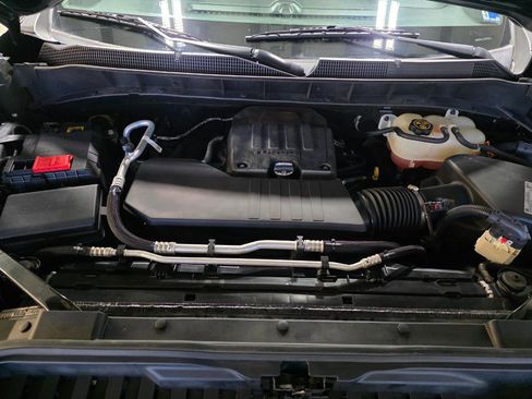 Used 2020 Chevrolet Silverado 1500 Custom w/ Custom Value Package image 37