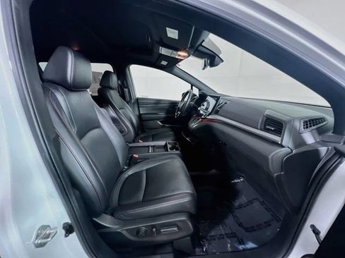 Used 2024 Honda Odyssey Sport image 28