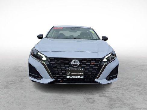 Certified 2025 Nissan Altima 2.5 SR image 2