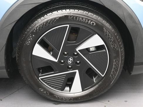 Used 2025 Hyundai Ioniq 5 SE RWD image 36