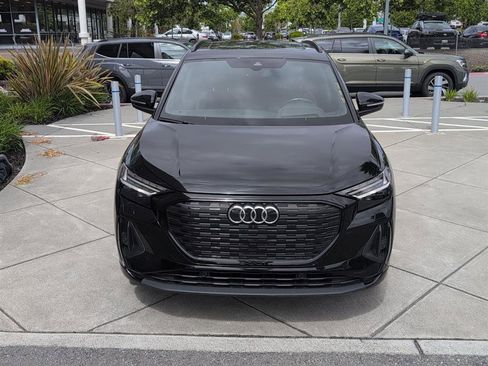 Used 2024 Audi Q4 e-tron Prestige w/ Black Optic Package image 3